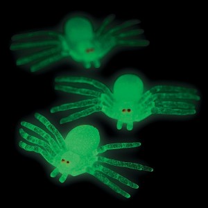 RTD-364648 : 48-pack of Glow-in-the-Dark Creepy Plastic Spiders at Texas Yard Sale RTD-364648 : 48-pack of Glow-in-the-Dark Creepy Plastic Spiders at Texas Yard Sale