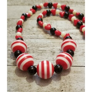 TYD-1131 : Handmade 28 Inch Red, White, Black Beaded Stretch Necklace at Texas Yard Sale . com
