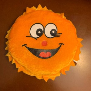 JTD-1094 : Smiling Sun Plush from Claw Machine at Texas Yard Sale . com
