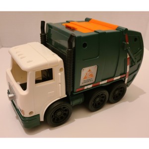 JTD-1138 : Fisher Price Imaginex Toy Story Tri-Country Landfill Trash Truck at Texas Yard Sale . com