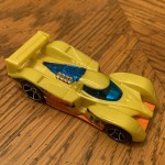 Hot Wheels Yellow 24 Ours